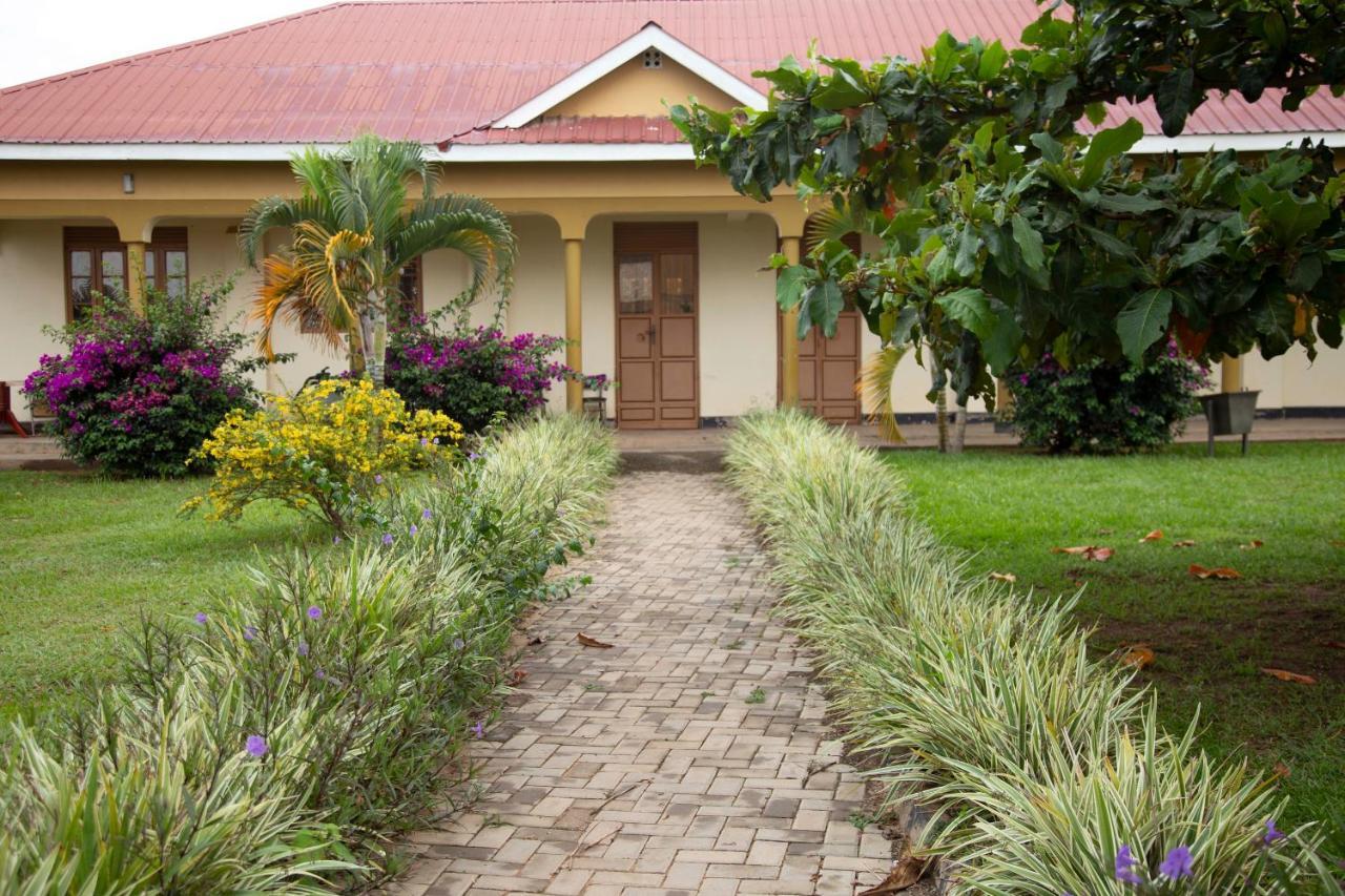 The Sparrow Hotels Soroti Exterior foto
